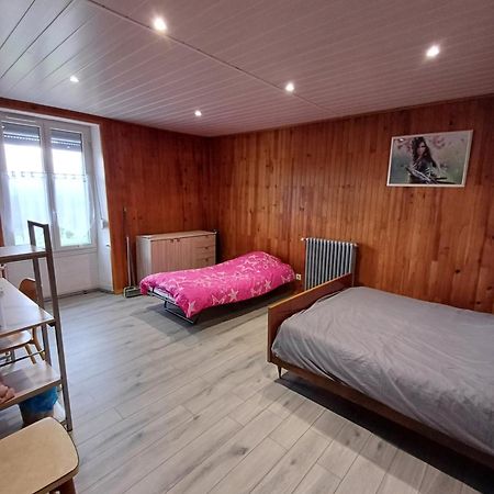 Le Pouyet Lägenhet Saint-Lattier Exteriör bild