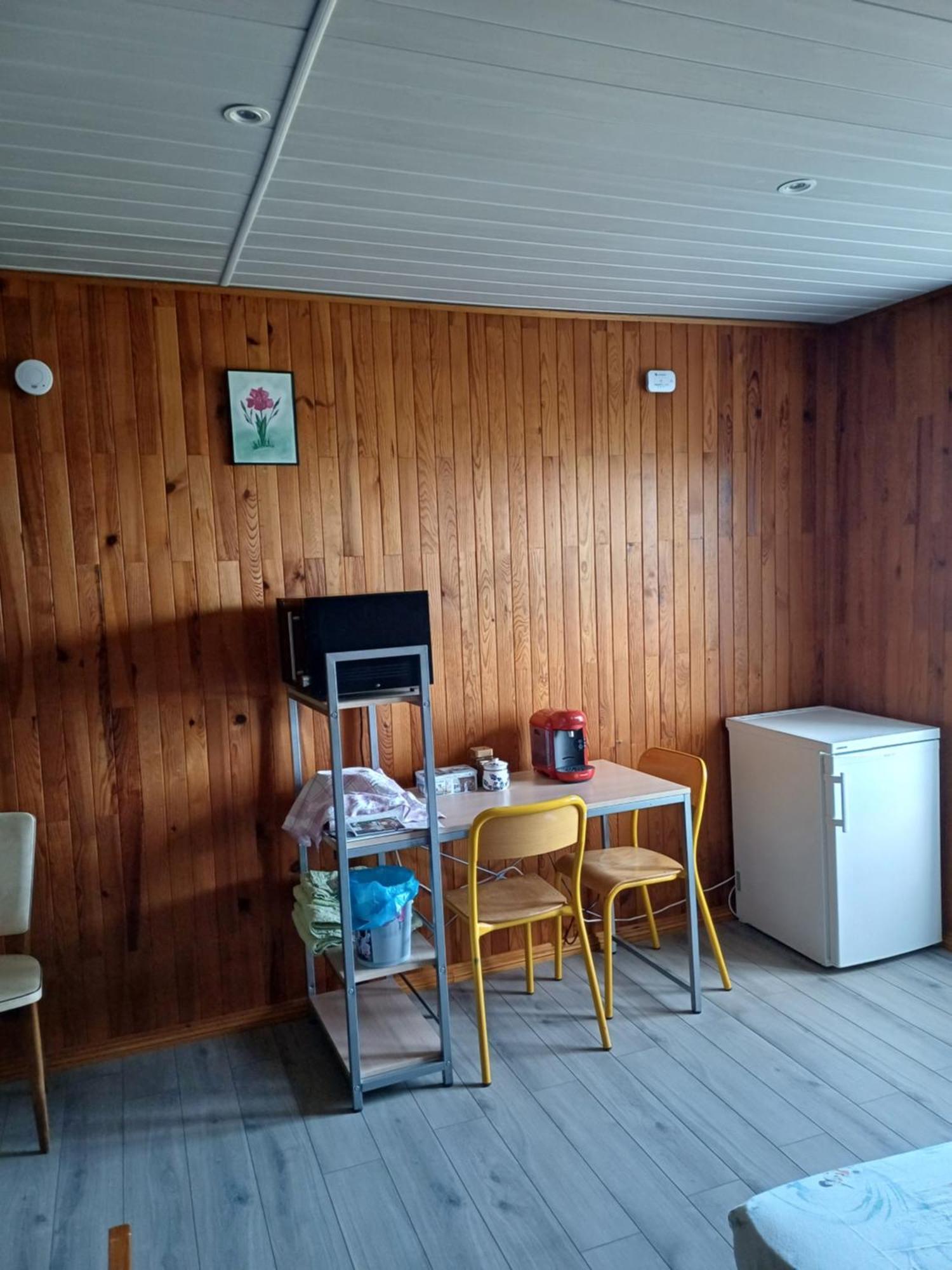 Le Pouyet Lägenhet Saint-Lattier Exteriör bild